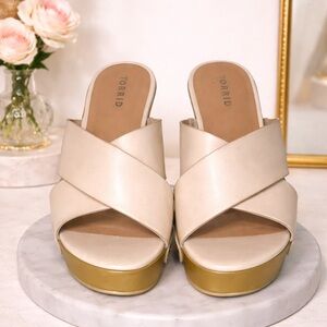 Torrid Women's Cream and Gold Mules